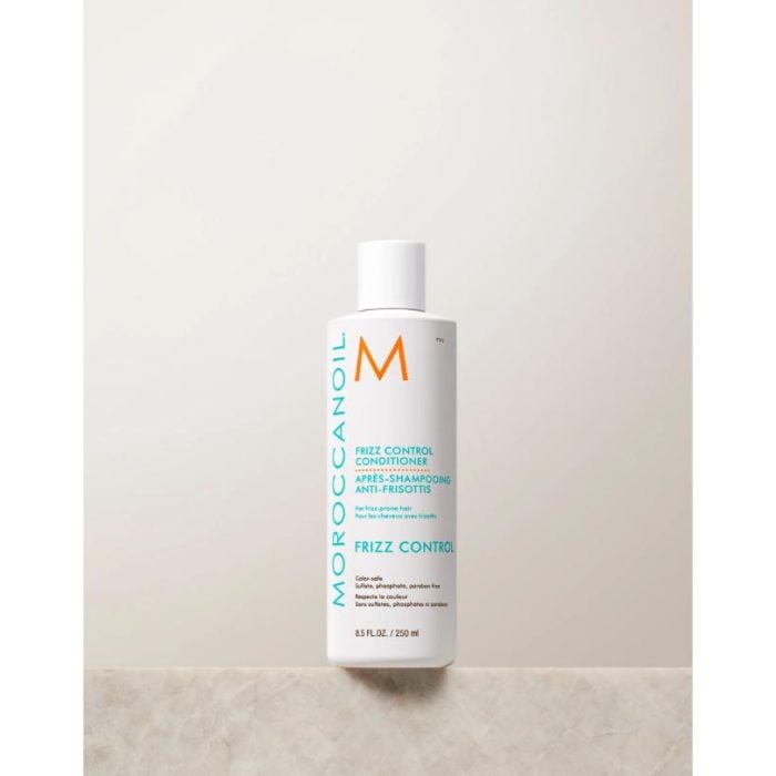 83_CONDITIONER_FRIZZ-CONTROL_250mL_v1